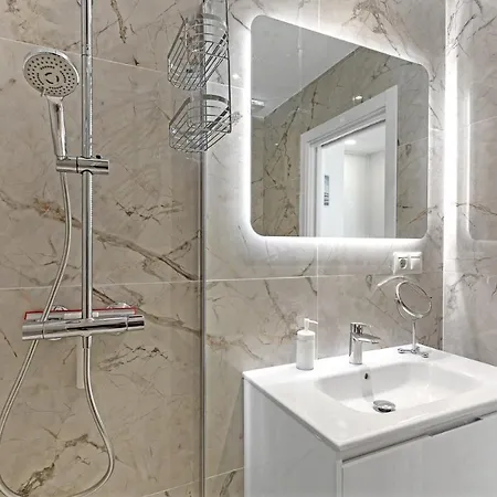 K150 Cabopino Апартаменти *